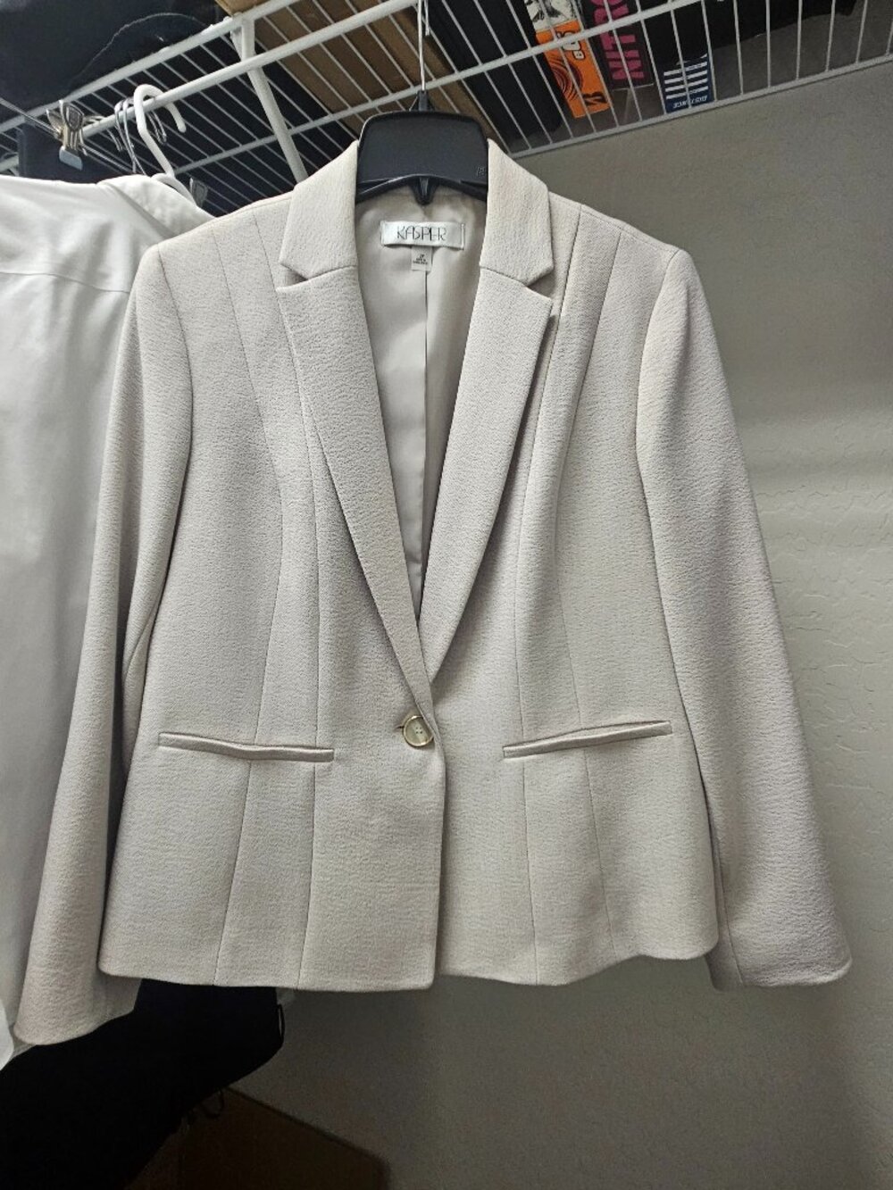 Kasper Suit Jacket - Cream - 12 Petite